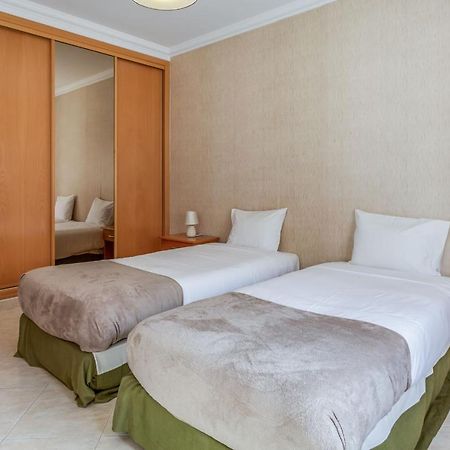 Spacious 2 Bdr Apartment W/ Patio By Lovelystay Armação de Pêra Dış mekan fotoğraf