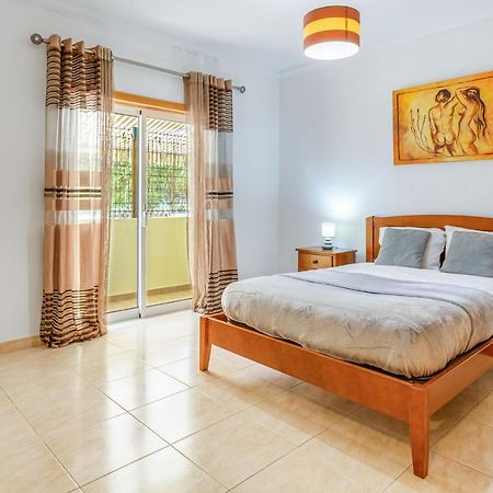 Spacious 2 Bdr Apartment W/ Patio By Lovelystay Armação de Pêra Dış mekan fotoğraf