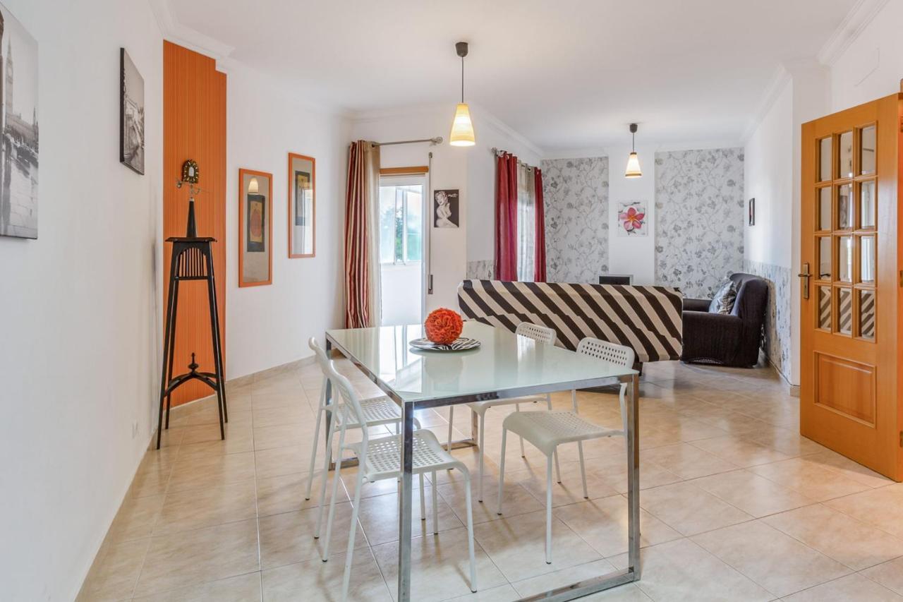 Spacious 2 Bdr Apartment W/ Patio By Lovelystay Armação de Pêra Dış mekan fotoğraf