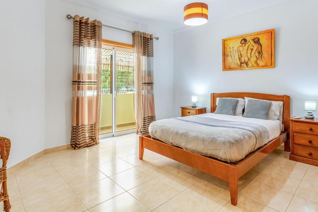 Spacious 2 Bdr Apartment W/ Patio By Lovelystay Armação de Pêra Dış mekan fotoğraf