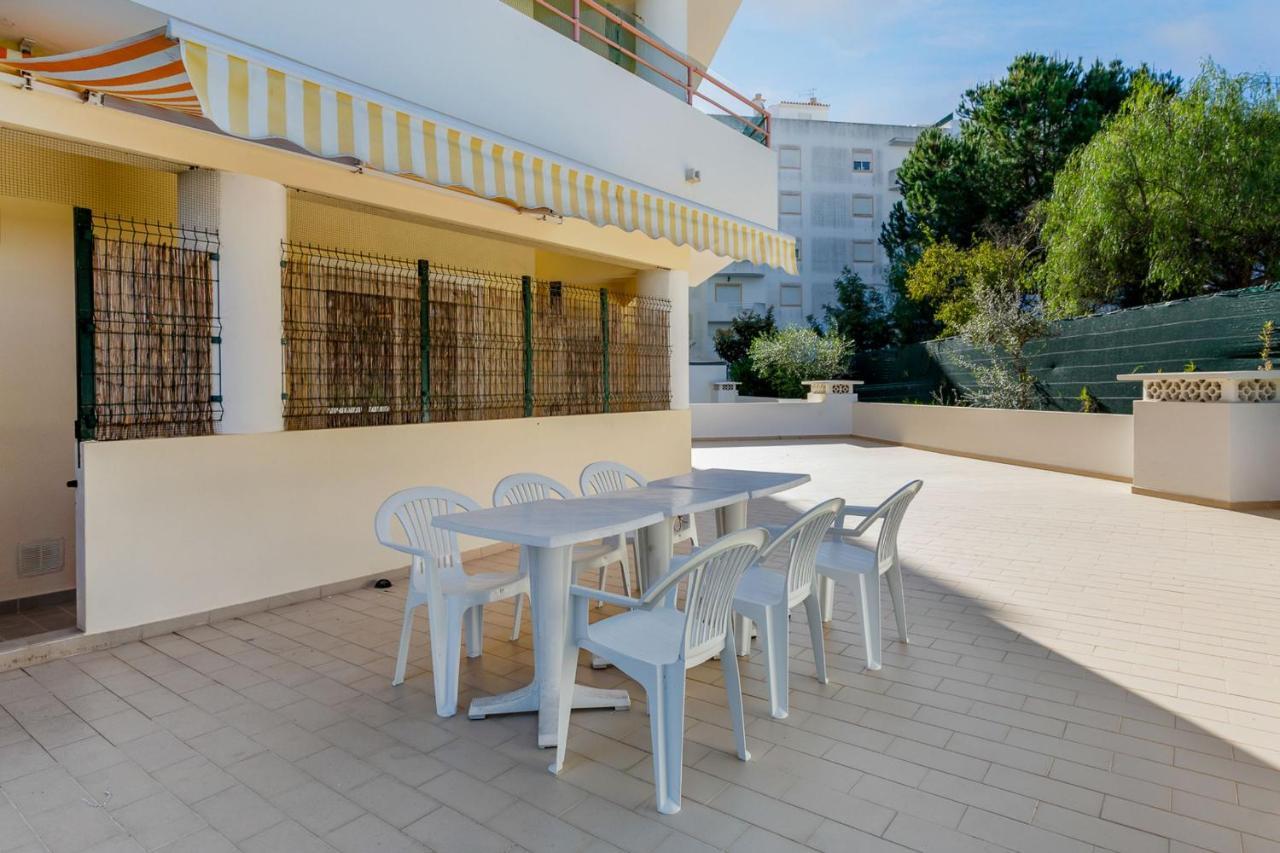 Spacious 2 Bdr Apartment W/ Patio By Lovelystay Armação de Pêra Dış mekan fotoğraf