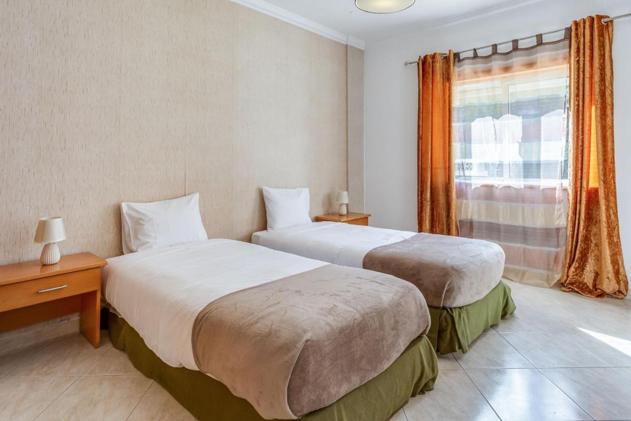 Spacious 2 Bdr Apartment W/ Patio By Lovelystay Armação de Pêra Dış mekan fotoğraf